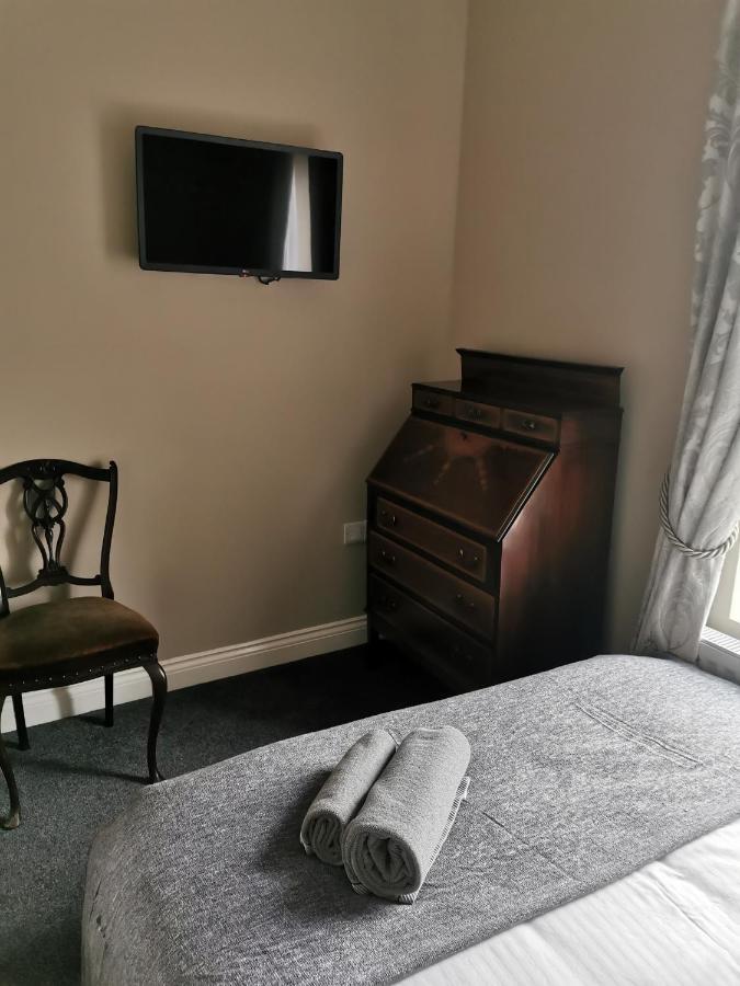 6 Dbl Bed, Central Huddersfield House Inc Parking Exterior foto